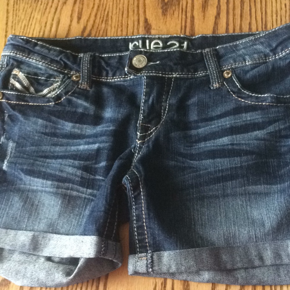 Rue 21 jean shorts size 5/6 juniors
